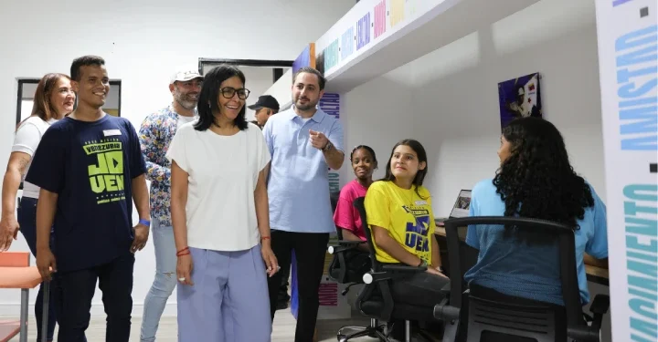 ATENCIÓN: Presidenta Rodríguez convoca a la juventud venezolana a nueva consulta en 2027