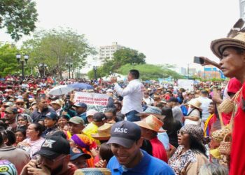 Pueblos originarios enaltecen identidad de la patria bolivariana