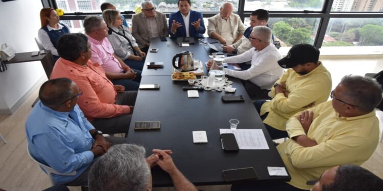 Consetransporte lanza llamado urgente para atender la crisis del sector de carga pesada en Venezuela