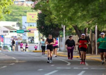 Alcaldía Bolivariana de Maracaibo vistió de «rosa» el domingo de la Ciclovía