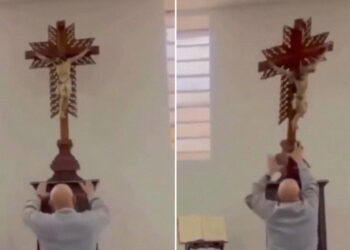¡Se salvó de milagro! Sacerdote casi es aplastado por un enorme crucifijo en Colombia (Video)