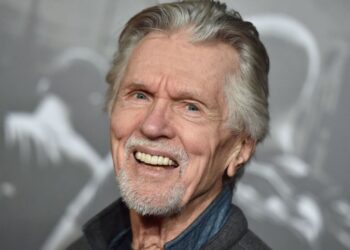 Fallece el actor Tom Skerritt a los 93 años