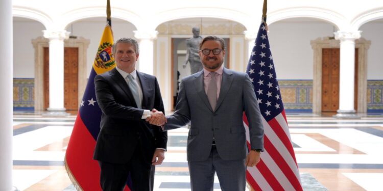 Félix Plasencia y el subsecretario de Comercio de EE. UU. exploran nuevas alianzas de mercado