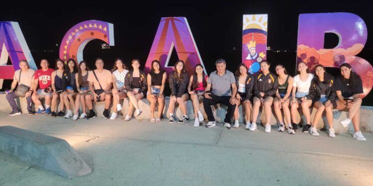 Delegación peruana de voleibol U-19 disfrutó de la Vereda del Lago