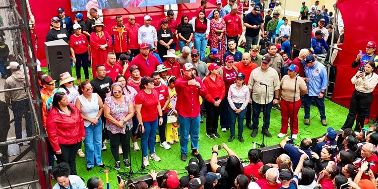 Gobernador Luis Caldera ratifica compromiso histórico del Zulia a 14 años de la victoria de Hugo Chávez