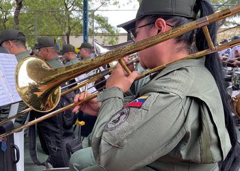 Secretaría de Cultura y la Uptma evalúan competencias musicales de integrantes de bandas de paz y marciales