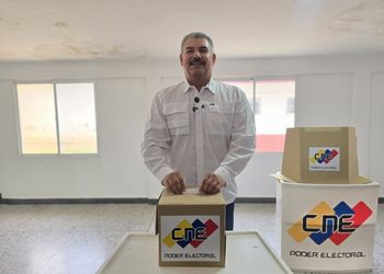 Gobernador Luis Caldera destaca importancia de la Consulta Popular e invita al pueblo participar activamente