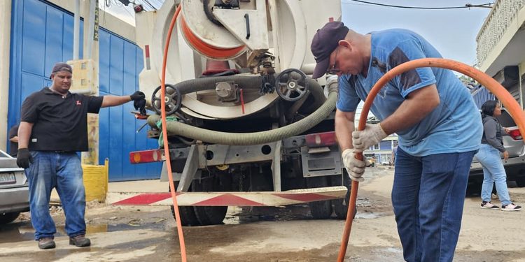 Gobernación del Zulia despliega plan de mantenimiento preventivo y correctivo en el centro de Maracaibo