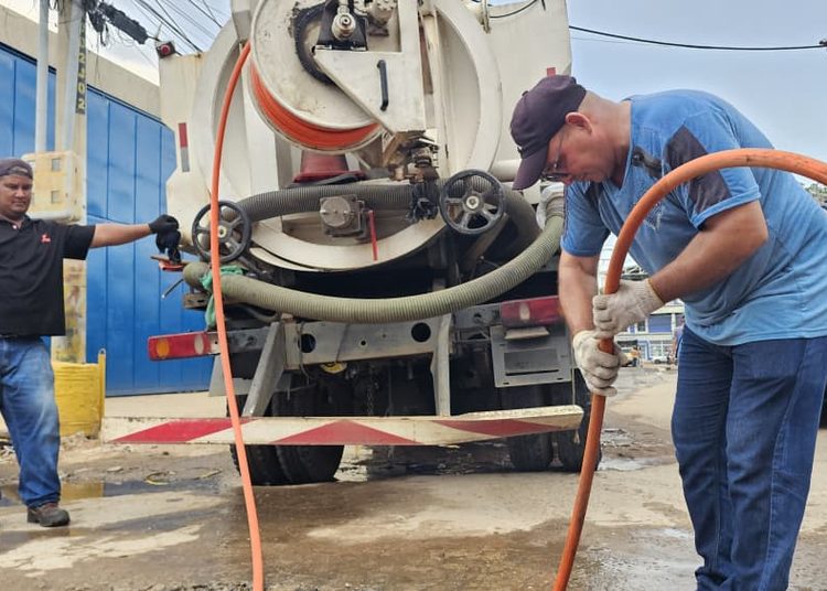 Gobernación del Zulia despliega plan de mantenimiento preventivo y correctivo en el centro de Maracaibo