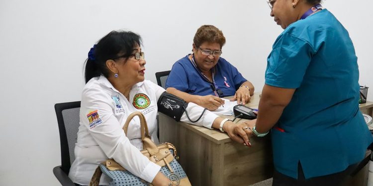 Alcaldía de Maracaibo garantiza jornadas de prevención para las trabajadoras