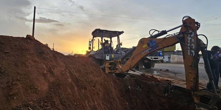 Gobierno Bolivariano ejecuta trabajos para optimizar el servicio de agua en el sector Amalwin en Zulia