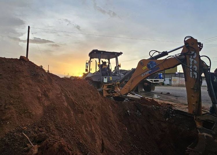 Gobierno Bolivariano ejecuta trabajos para optimizar el servicio de agua en el sector Amalwin en Zulia
