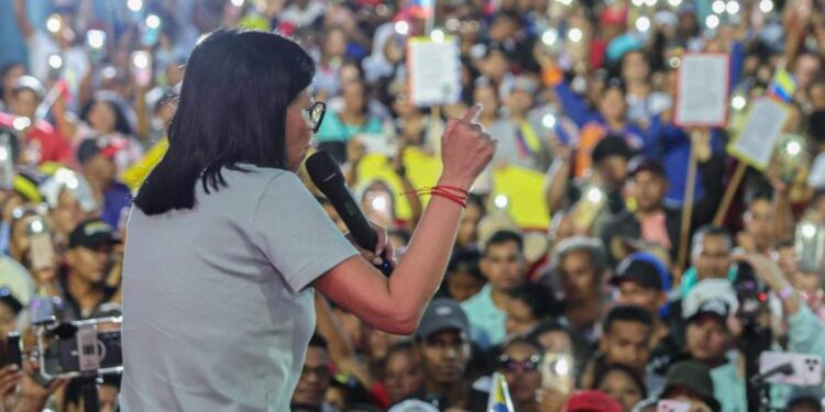 Delcy Rodríguez sobre el Sistema Eléctrico: “Pronto van a ver un alivio”