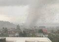 VIDEOS: Tornado causa destrozos a su paso por Chile