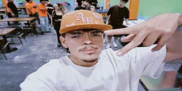 Encuentran sin vida al streamer salvadoreño ‘Komanche’